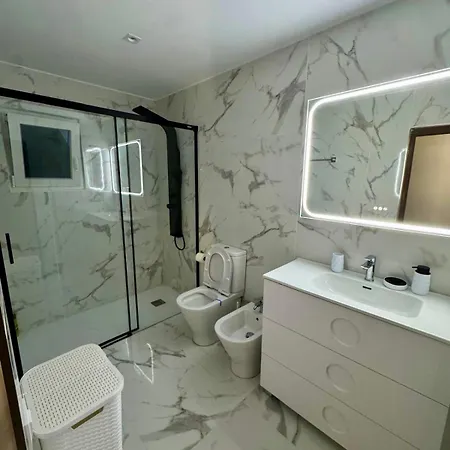 Casa Del Roselles - Luxury Flat With Swimming-pool In